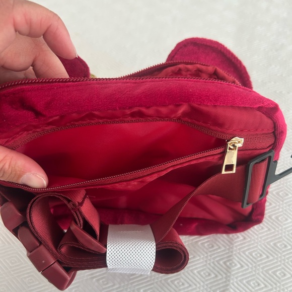 Disney Minnie Mouse Fanny pack crossbody - Picture 4 of 5